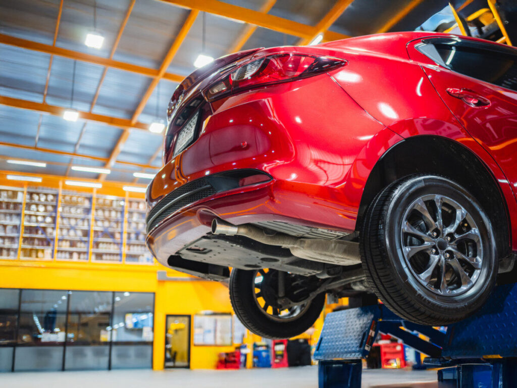 How to extend car life after 15 years, 5 easy tips to make your car last longer, Car maintenance checklist, Car maintenance tips, How to keep a new car in top condition, Car maintenance schedule