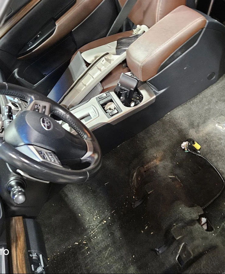 Professional Car Interior Cleaning Professional Car Interior Cleaning