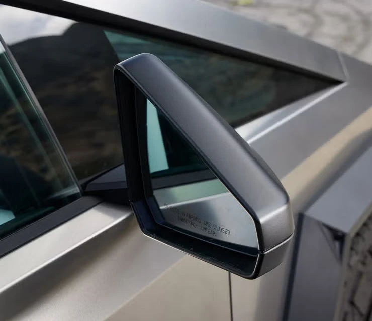 Detail-Focused Tesla Surface Care Detail-Focused Tesla Surface Care