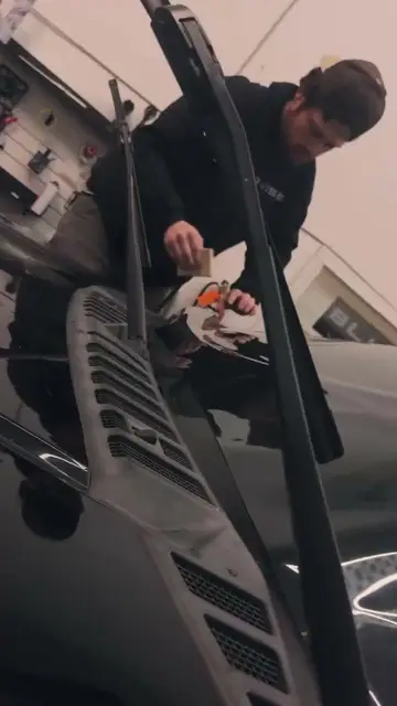 Tinting a car in real time